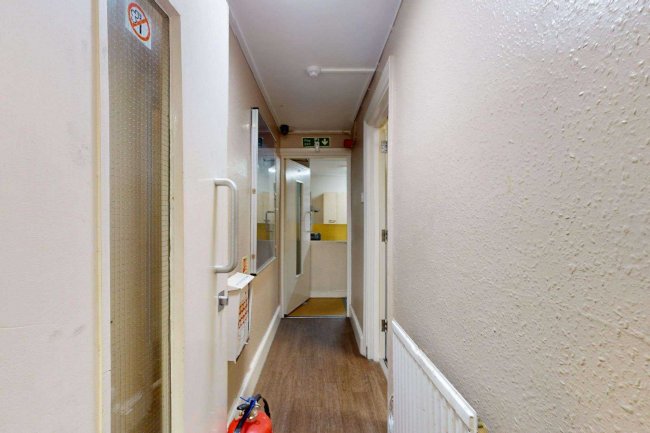 14 Weston Park, Crouch End, London, N8 9TJ 9