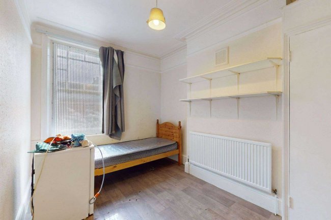 14 Weston Park, Crouch End, London, N8 9TJ 9