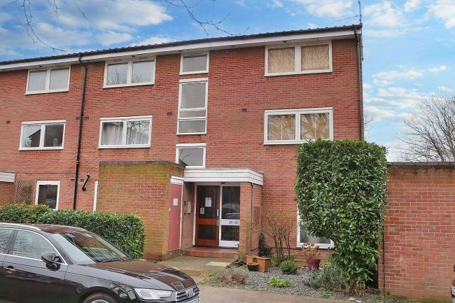 29 Eskmont Ridge, Upper Norwood, London, SE19 3PZ 9