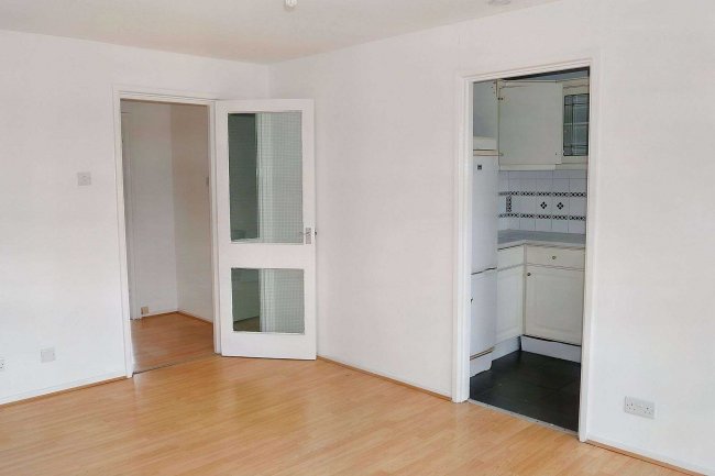 29 Eskmont Ridge, Upper Norwood, London, SE19 3PZ 9