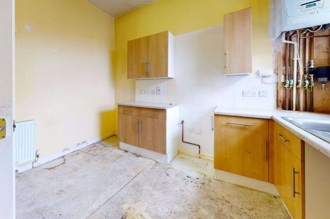 First Floor Flat, 58 Essex Road, Manor Park, London, E12 6RE 9