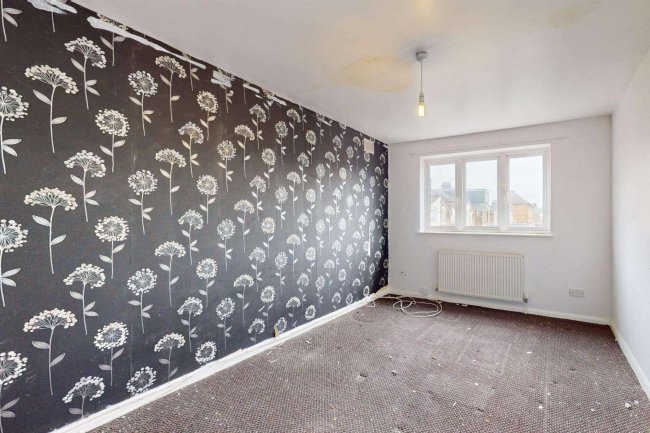 First Floor Flat, 58 Essex Road, Manor Park, London, E12 6RE 9