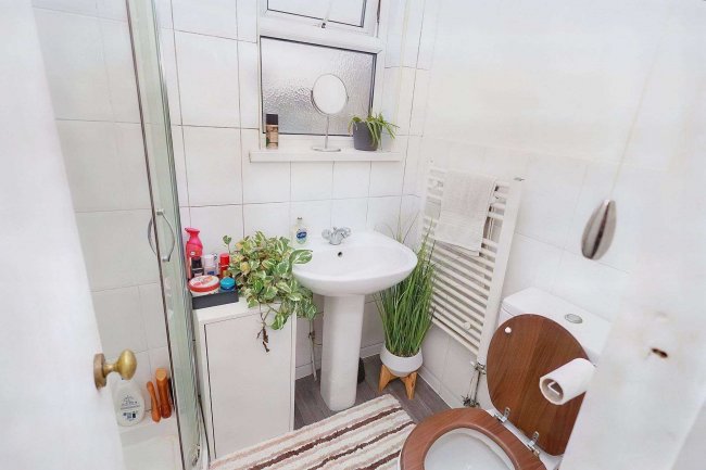 58a Godwin Road, Forest Gate, London, E7 0LG 7