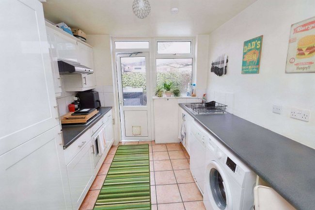 58a Godwin Road, Forest Gate, London, E7 0LG 7