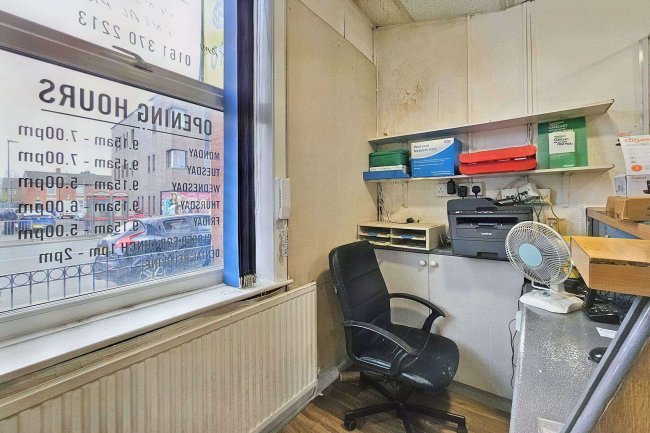 1333 Ashton Old Road, Openshaw, Manchester, M11 1JT 5