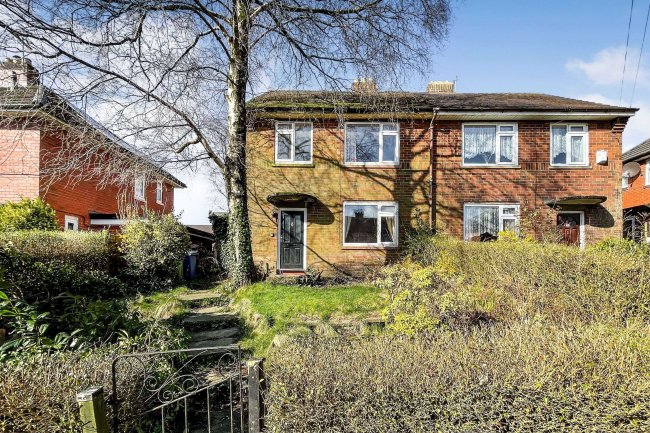 70 Fairfield Drive, Bury, BL9 7SJ 2