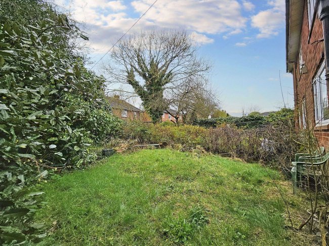 70 Fairfield Drive, Bury, BL9 7SJ 2