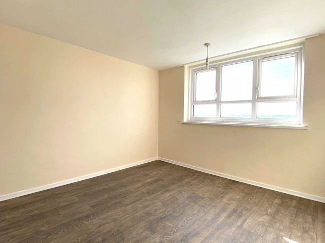Flat 51 Honiton House, Exeter Road, Enfield, Middlesex, EN3 7TS 1