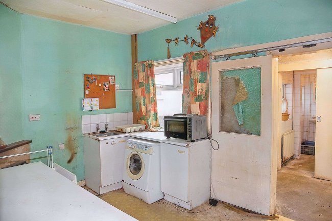 4 Trent View, Burringham, Scunthorpe DN17 3LZ 6