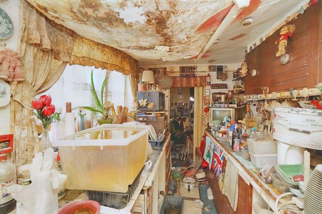 56 Merchant Street, Bulwell, Nottingham NG6 8GU 2