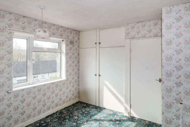 116 Oak Street, Colne BB8 0BA 6