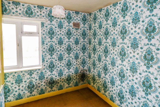 116 Oak Street, Colne BB8 0BA 6