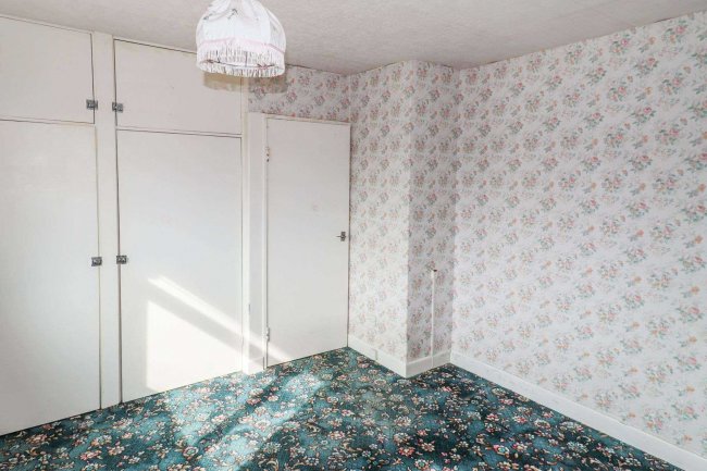 116 Oak Street, Colne BB8 0BA 6