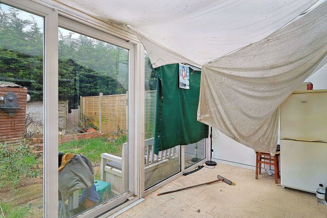 9 Oakley Close, Holbury, Southampton, SO45 2PJ 10