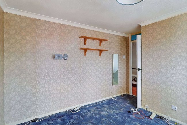 9 Oakley Close, Holbury, Southampton, SO45 2PJ 10