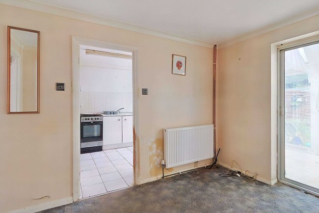 9 Oakley Close, Holbury, Southampton, SO45 2PJ 10