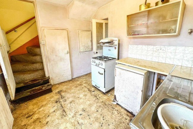 41 Curzon Street, Calne, SN11 0DE 9