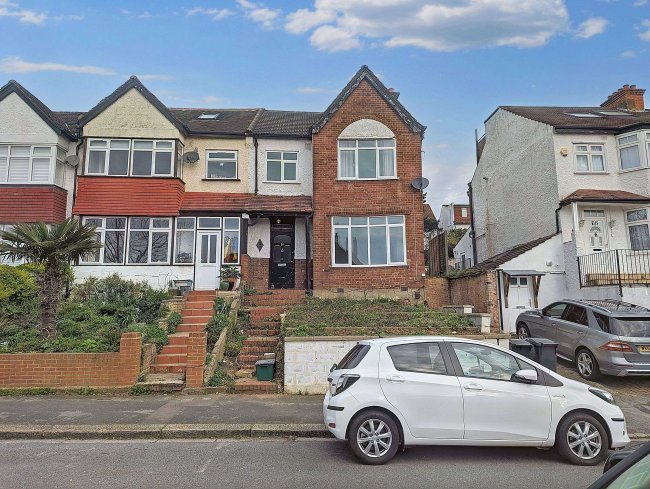 14 Ross Road, South Norwood, London, SE25 6SE 10