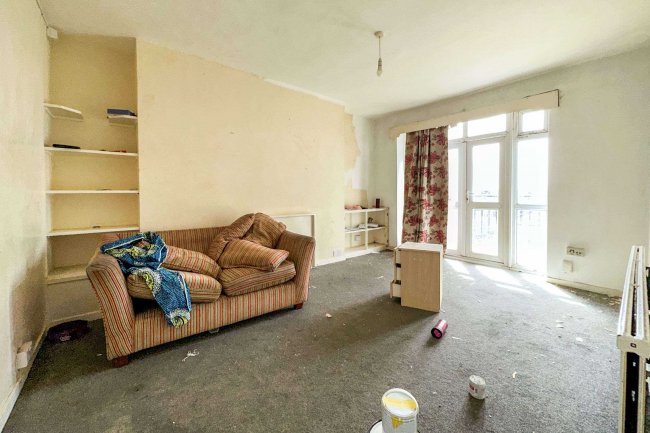 23 Holyrood House, Portland Rise, Finsbury Park, London, N4 2QD 6