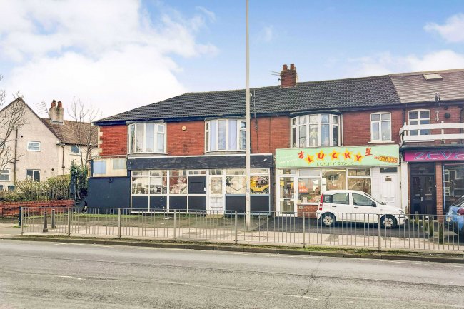 207-209 Park Road, Blackpool, FY1 5LN 2