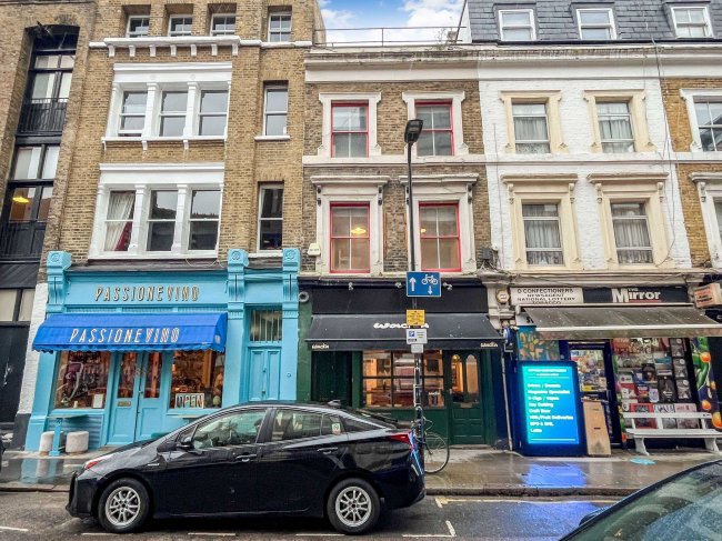 87 Leonard Street, London, EC2A 4QS 2