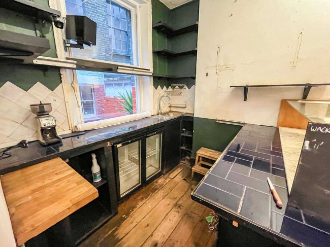 87 Leonard Street, London, EC2A 4QS 2