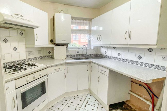 35 Northumberland Court, 2 Duke Street, Banbury, Oxfordshire, OX16 4NJ 9