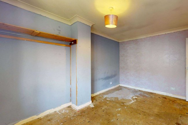 37 Magpie Close, Forest Gate, London, E7 9DE 1