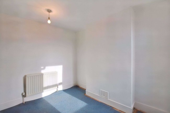 283 Brook Street, Erith, DA8 1EB 3