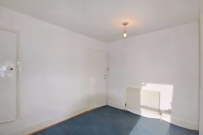 283 Brook Street, Erith, DA8 1EB 3