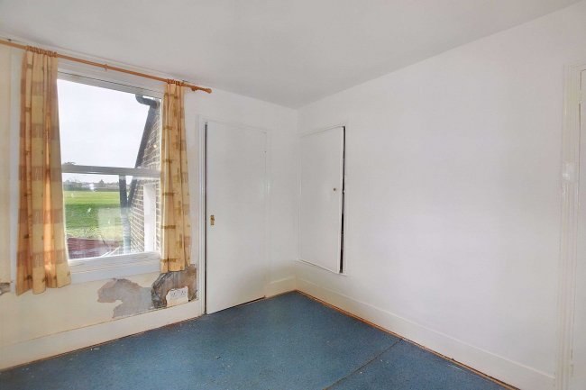 283 Brook Street, Erith, DA8 1EB 3