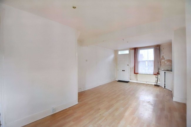 283 Brook Street, Erith, DA8 1EB 3