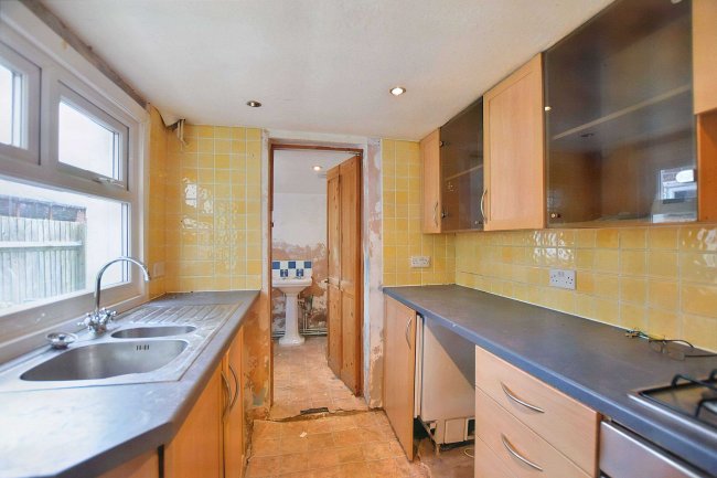 283 Brook Street, Erith, DA8 1EB 3