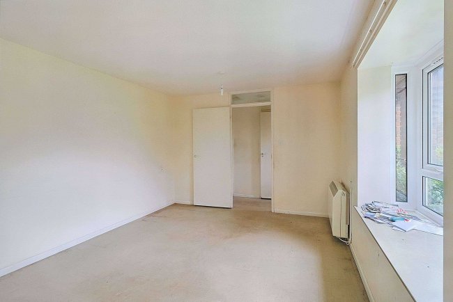 9 Attwood Close, Alderholt, Fordingbridge, SP6 3DH 9