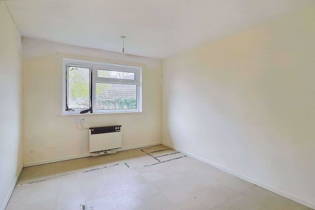 9 Attwood Close, Alderholt, Fordingbridge, SP6 3DH 9