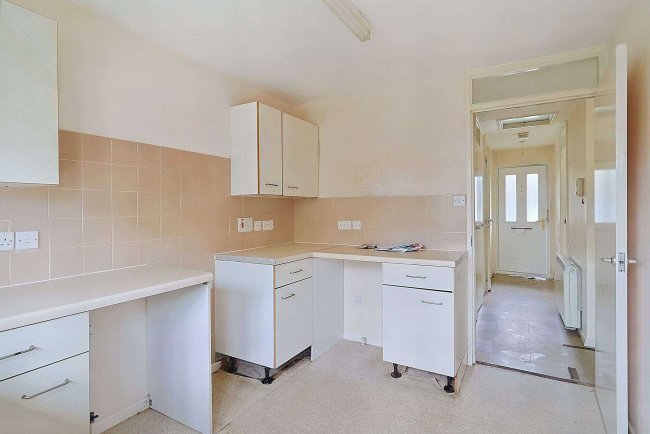 9 Attwood Close, Alderholt, Fordingbridge, SP6 3DH 9