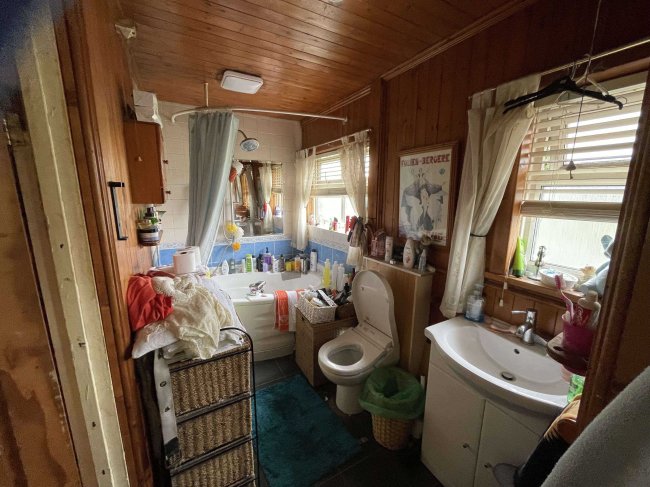 6 Carrfield Close, Little Hulton, Manchester, M38 0DN 2