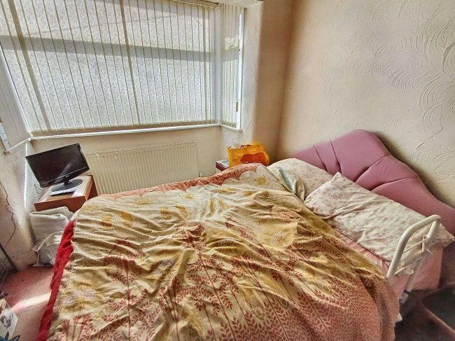 5 Brooklands Close, Denton, Manchester, M34 3PL 10