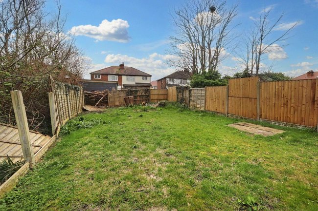 59 Sandbrook Road, Southport PR8 3JF 5