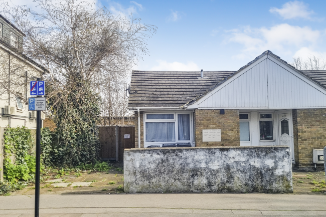 378 Bensham Lane, Thornton Heath, Croydon, CR7 7EQ 4