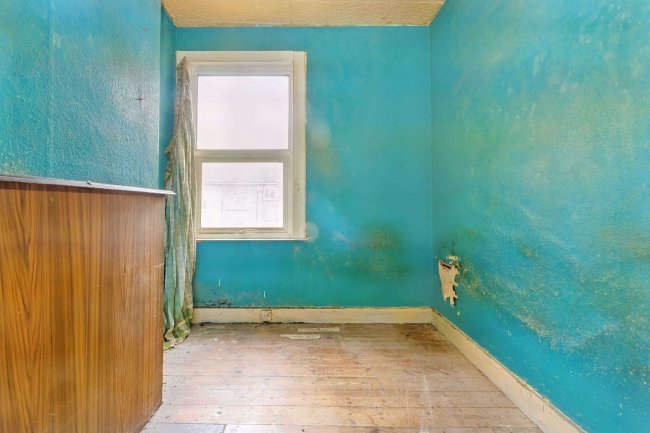 35 Crescent Road, Leyton, London, E10 5JJ 6