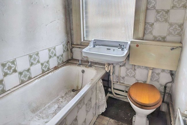 118 Cowley Road, Mortlake, London, SW14 8QB 3