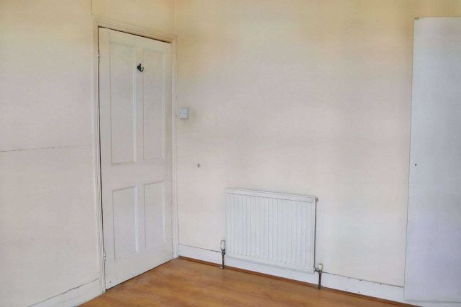 32 Lucerne Road, Thornton Heath, CR7 7BA 2