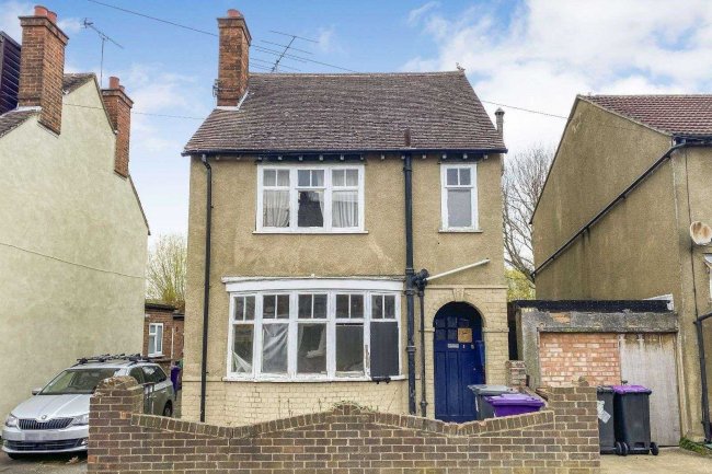 4 Alexandra Road, Hitchin, SG5 1RB 10