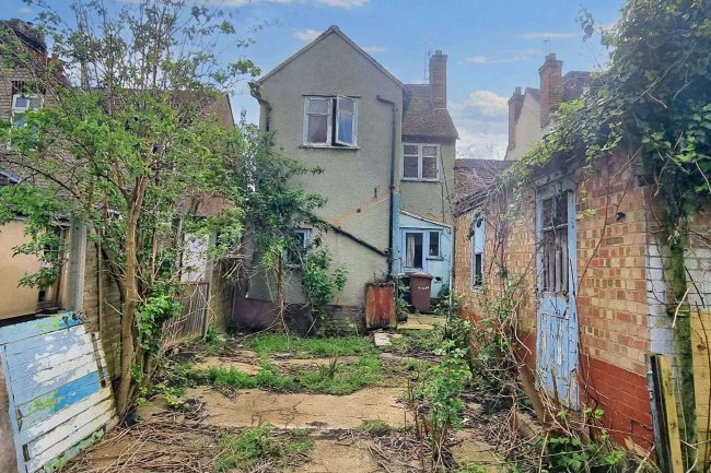 4 Alexandra Road, Hitchin, SG5 1RB 10