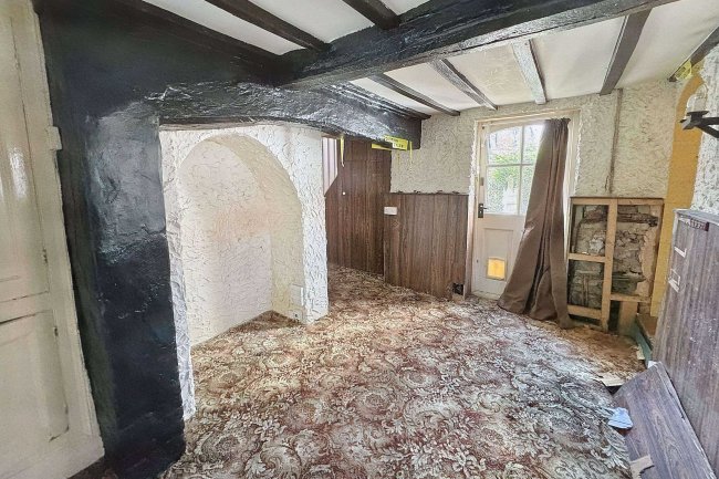 21 Long Acre, Bingham, Nottinghamshire, NG13 8AF 5