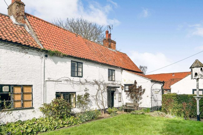 21 Long Acre, Bingham, Nottinghamshire, NG13 8AF 5