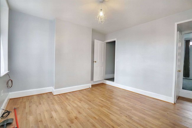 43 Camp Hill Road, Nuneaton, Warwickshire, CV10 0JP 9