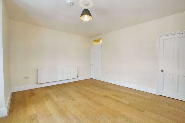 43 Camp Hill Road, Nuneaton, Warwickshire, CV10 0JP 9