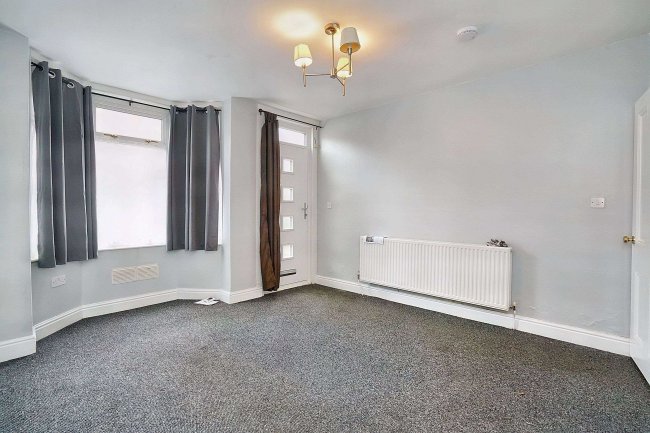 43 Camp Hill Road, Nuneaton, Warwickshire, CV10 0JP 9